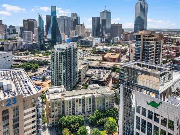2323 N Houston Street  714, Dallas Texas 75219