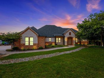 1040  Lighthouse Court 