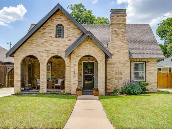 3028  James Avenue , Fort Worth Texas 76110