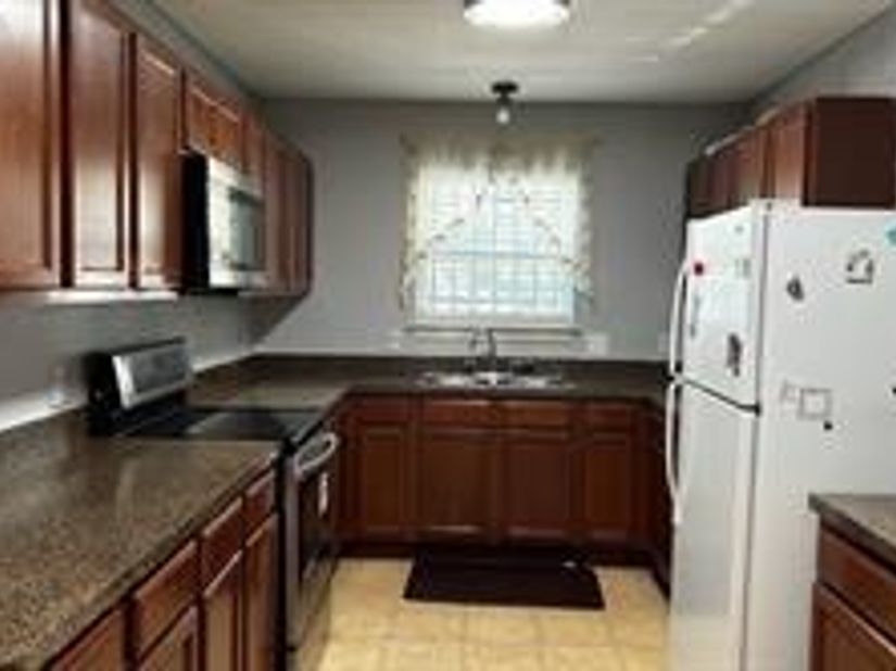 1730  Nomas Street , Dallas Texas 75212