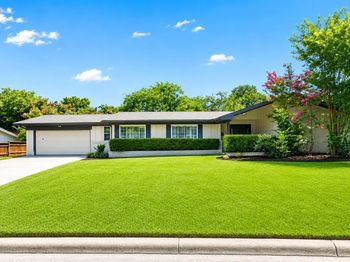 4348  Selkirk Drive W