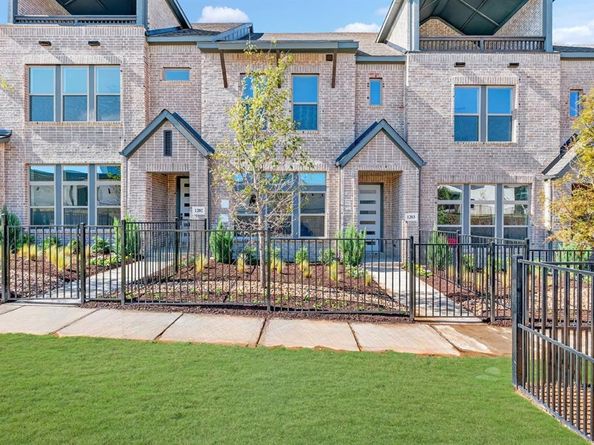 4843  Fuller Court  1203, Irving Texas 75038