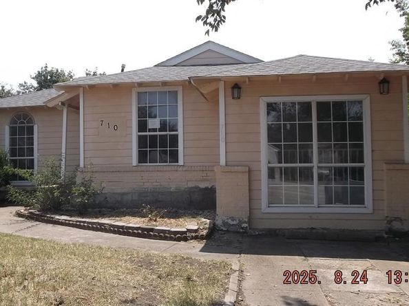 710 W Miller Road , Garland Texas 75041