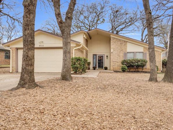 4515  Indian Oaks Trail , Arlington Texas 76017