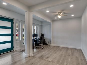 2711  San Diego Drive 