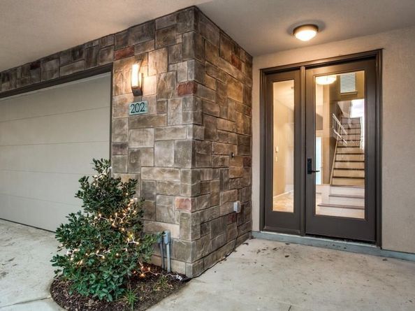 1717  Annex Avenue  202, Dallas Texas 75204