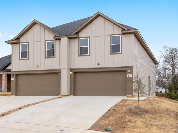 1611  Hudspeth Avenue , Dallas Texas 75216