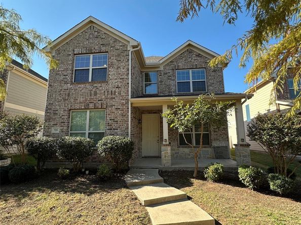 725  Hartsfield  , Aubrey Texas 76227