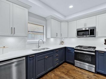 3201  Maverick Drive 