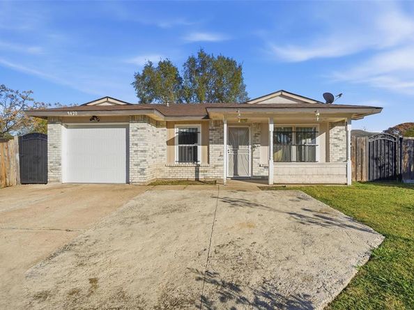 9420  Kerrville Street , Dallas Texas 75227