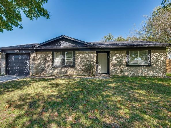 1820  Emerald Drive , Irving Texas 75060