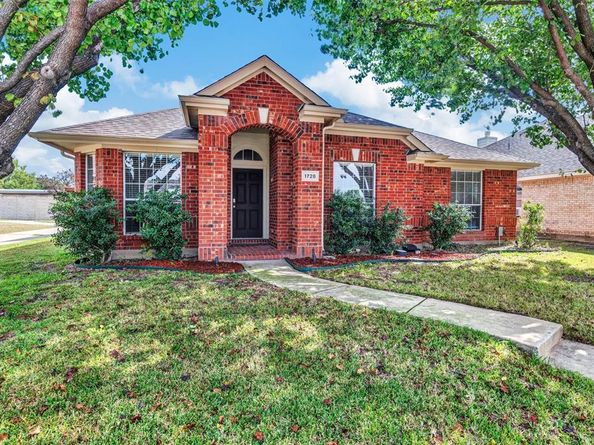 1728  River Oaks Drive , Allen Texas 75002