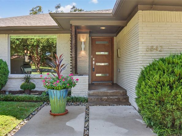 6842  Arboreal Drive , Dallas Texas 75231