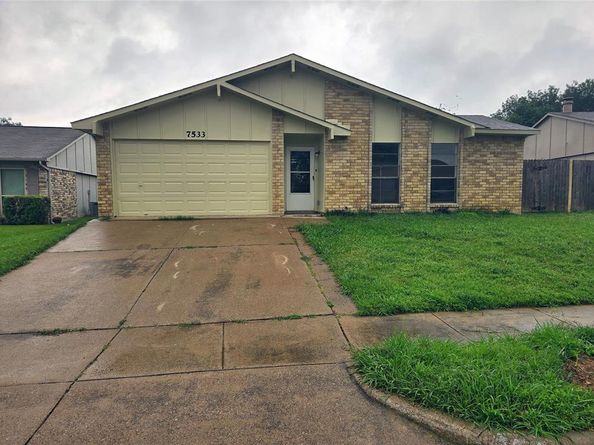 7533  Parkwood Lane , Fort Worth Texas 76133