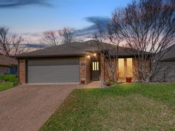 2722  Laurel Oaks Drive 