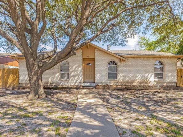 4426  Mayflower Drive , Garland Texas 75043