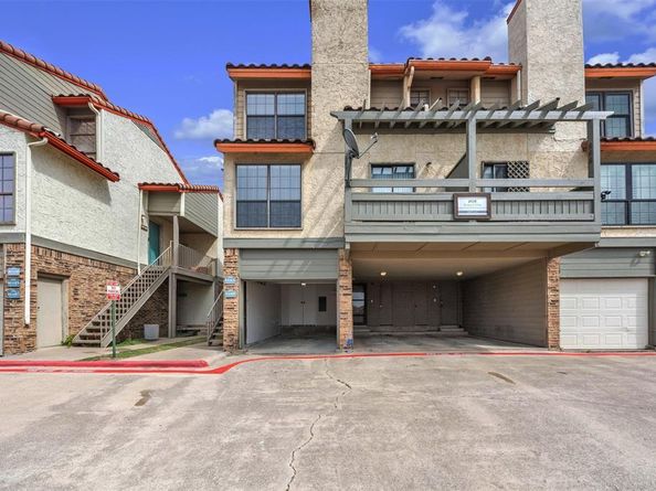 6508  Hickock Drive  7A, Fort Worth Texas 76116