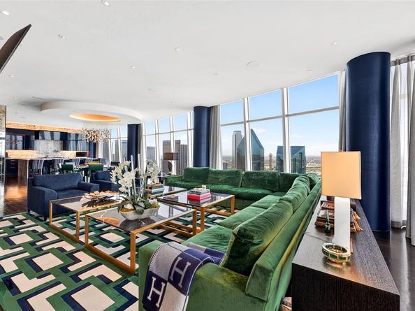 1918  Olive Street  3701, Dallas Texas 75201
