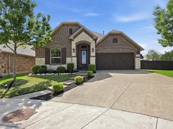 800  River Oak Avenue 
