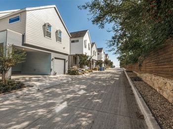 1225  Crownview Lane 