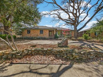 9846  Crestwick Drive 