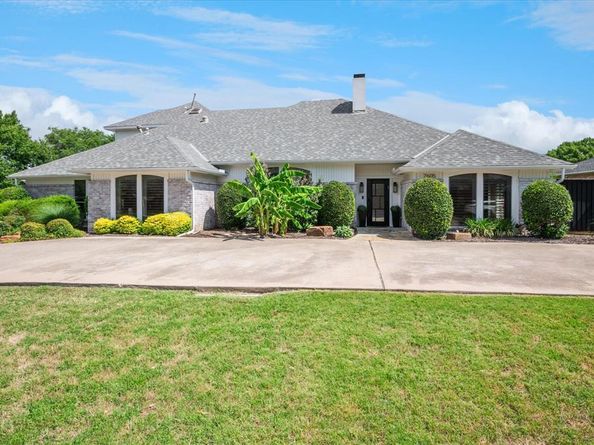 7605  Queens Garden Drive , Dallas Texas 75248