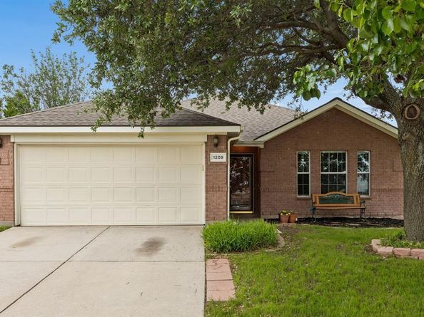 1209  Diamondback Lane , Haslet Texas 76052