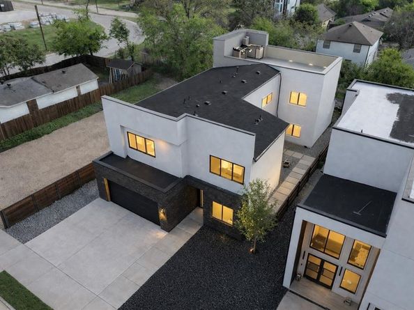 3358  Sylvan Avenue , Dallas Texas 75212