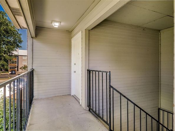 5902  Marvin Loving Drive  201, Garland Texas 75043