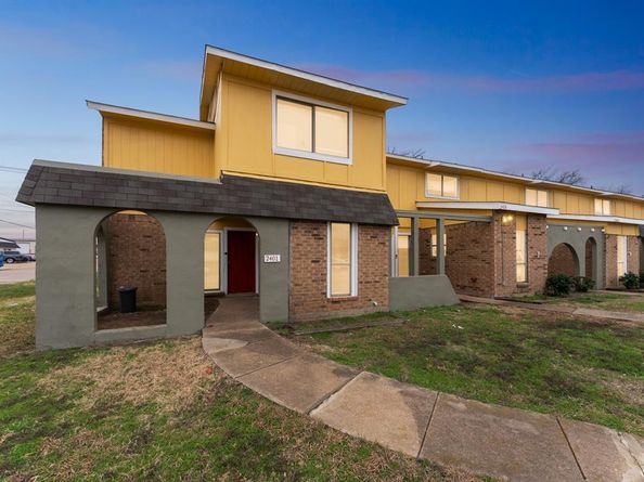 2401  Doreen Street , Grand Prairie Texas 75050