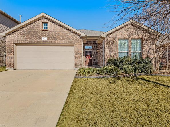 2457  Clay Creek Lane , Fort Worth Texas 76177