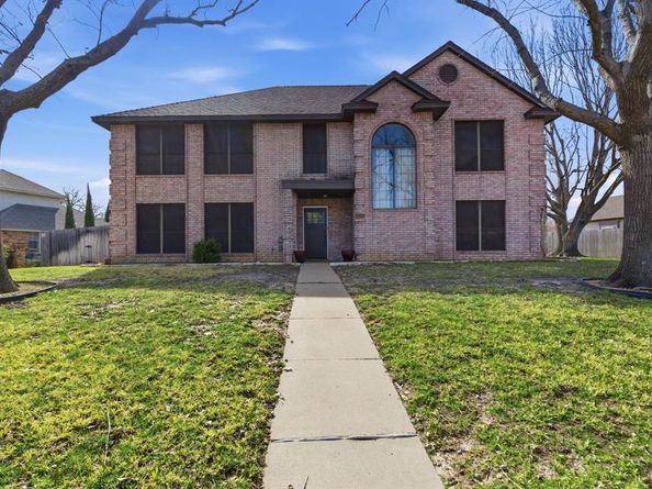 1936  Spinnaker Lane , Azle Texas 76020