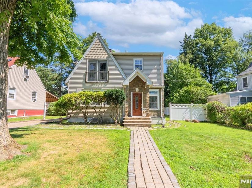 315 Shepard Avenue, Englewood NJ 07631