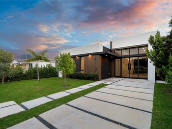 412 NW 47th St