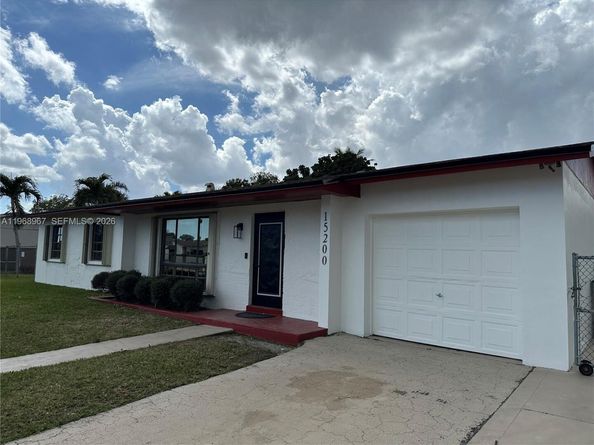 15200 SW 109 ave, Miami FL 33157