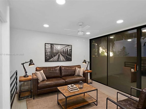 2778 Day Ave 2, Miami FL 33133