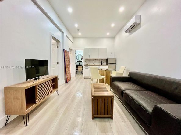 6241 NW Miami Pl, Miami FL 33150