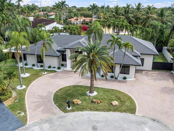 7755 SW 85th Ct, Miami FL 33143