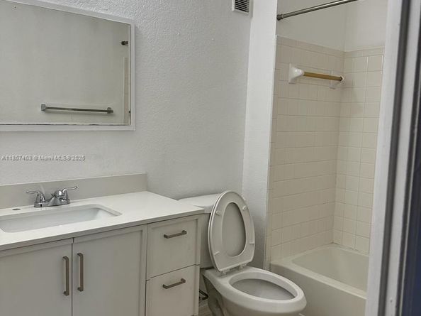 16851 NE 23rd Ave A212, North Miami Beach FL 33160