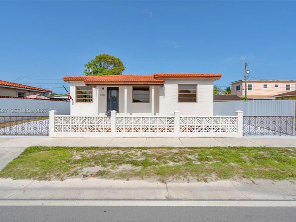 4485 E 8th Ave, Hialeah FL 33013