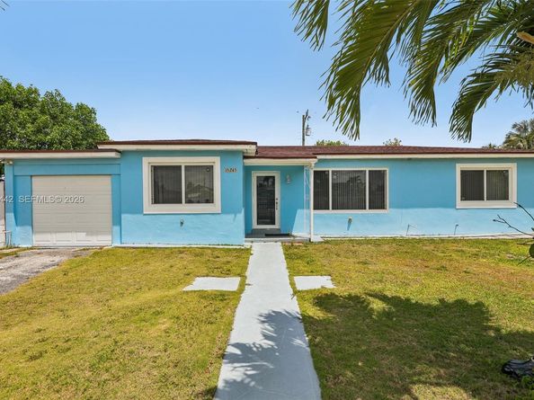 15245 SW 298th Ter, Homestead FL 33033