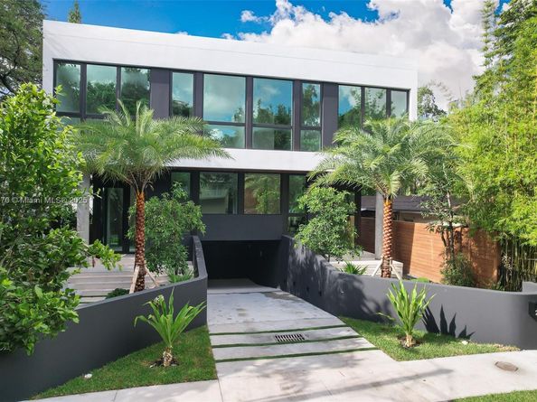 2824 Coconut Ave 2824, Miami FL 33133