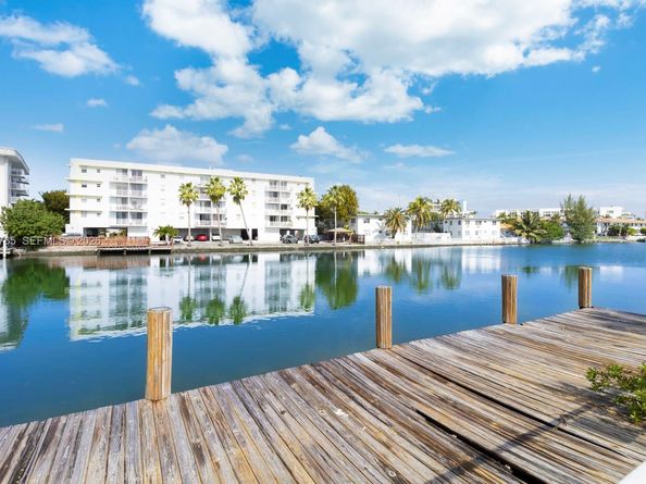 1185 Marseille Dr 101, Miami Beach FL 33141