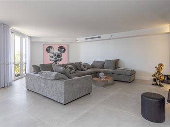 20191 E Country Club Dr