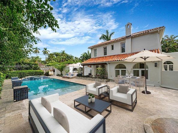 671 NE 57th St, Miami FL 33137