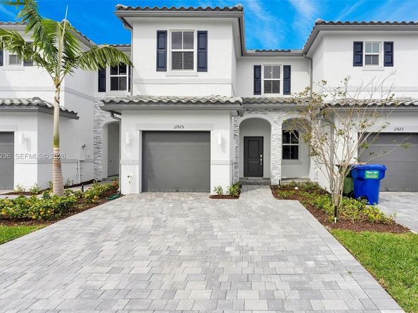 11925 NW 46th St, Coral Springs FL 33076