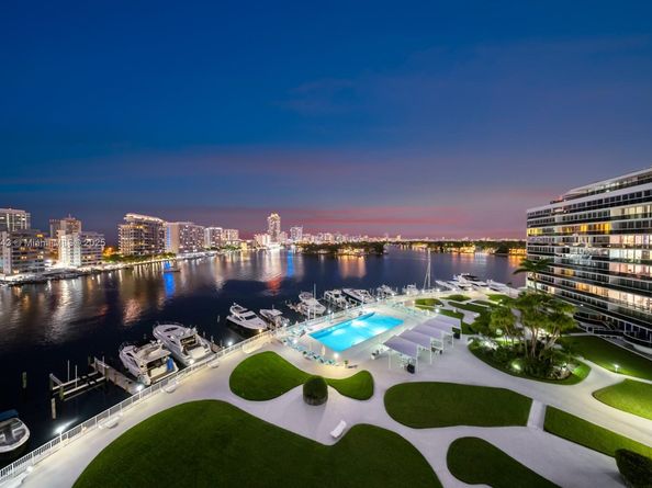 900 Bay Dr 702/704, Miami Beach FL 33141