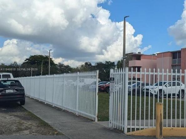 19715 SW 114th Ave 357, Miami FL 33157