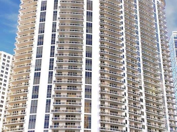 901 Brickell Key Blvd 3706, Miami FL 33131
