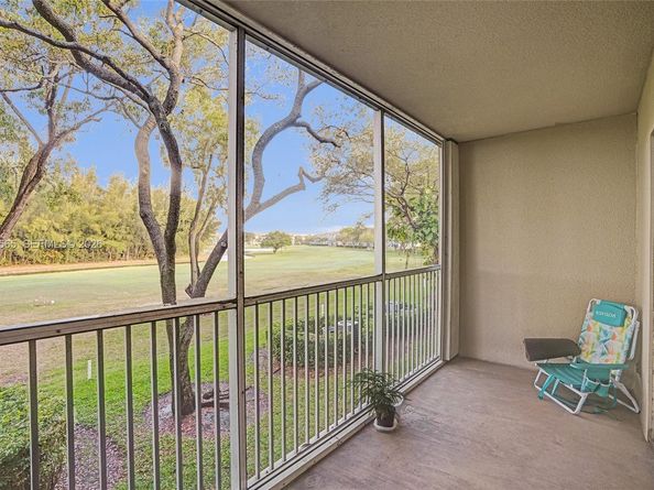 1110 SW 125th Ave 209M, Pembroke Pines FL 33027